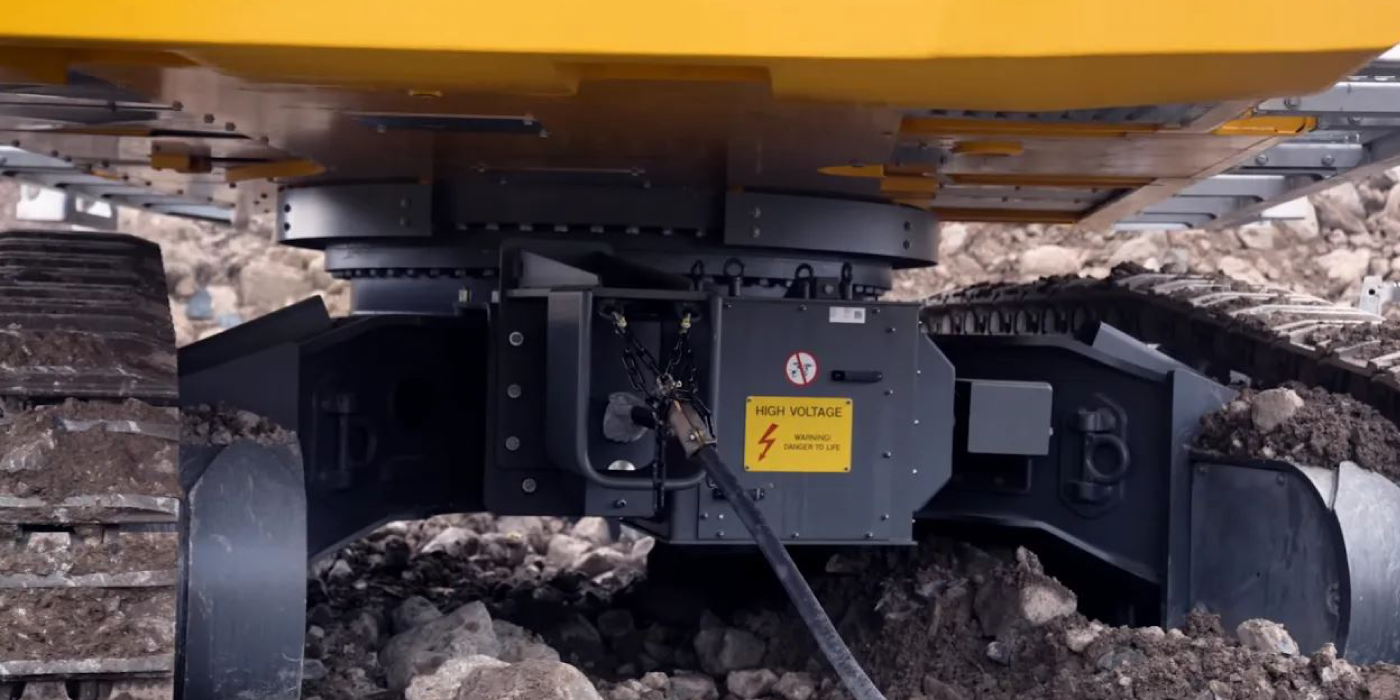 sistema eléctrico de la nueva excavadora sobre orugas Liebherr